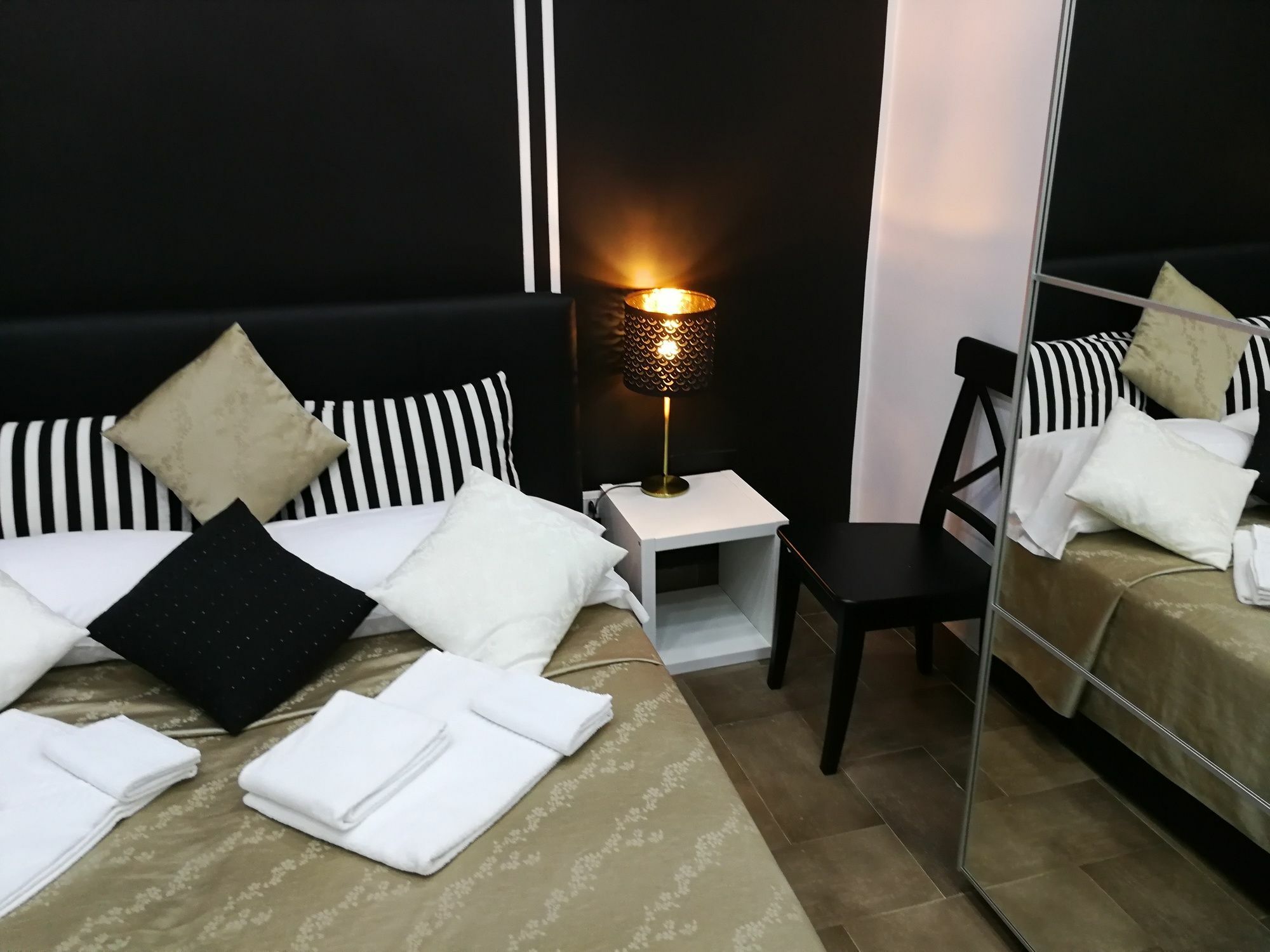 Toledostation B&B Nápoly Kültér fotó
